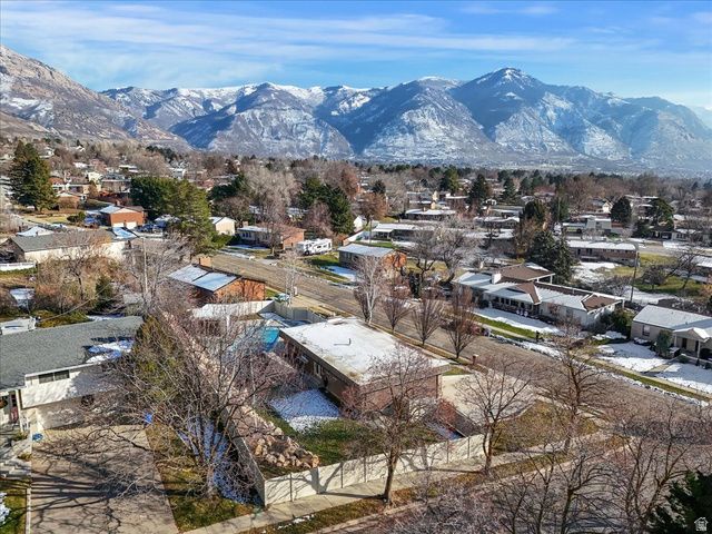266 E 3250 N, North Ogden, UT 84414