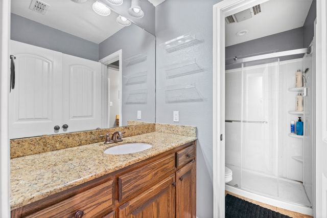 160 Seven Oaks Lane, China Spring, TX 76633