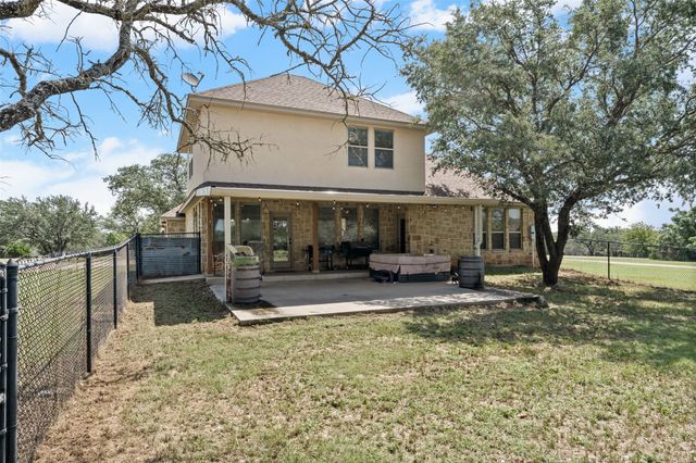 160 Seven Oaks Lane, China Spring, TX 76633