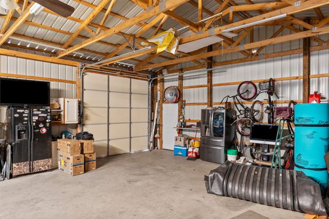 160 Seven Oaks Lane, China Spring, TX 76633