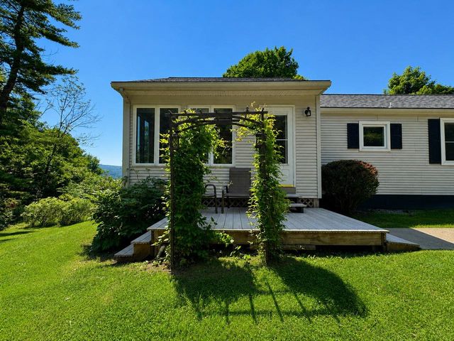 240 Jericho Road, Richmond, VT 05477