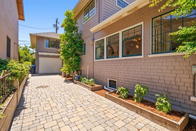 1129 Balboa Avenue, Burlingame, CA 94010