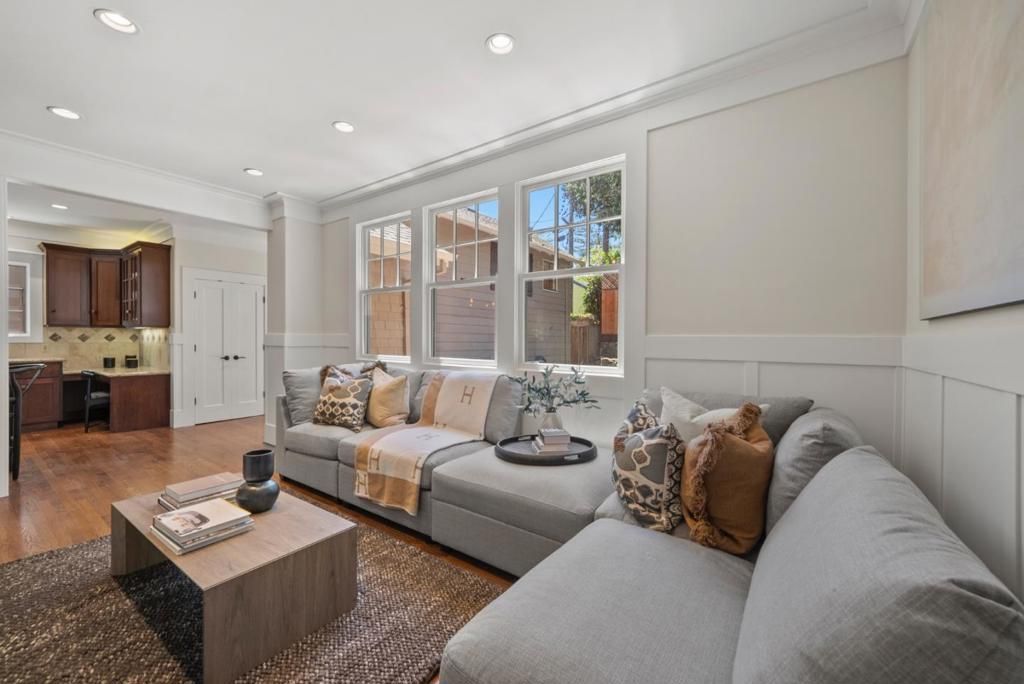 Image 22 of property listing at 1129 Balboa Avenue, Burlingame, CA 94010