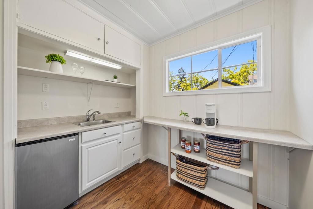 Image 45 of property listing at 1129 Balboa Avenue, Burlingame, CA 94010