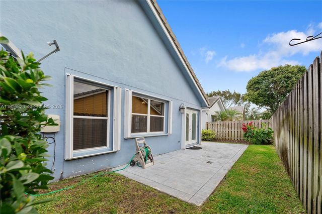 2707 Pinewood Ct 2707, Davie, FL 33328