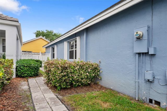 2707 Pinewood Ct 2707, Davie, FL 33328