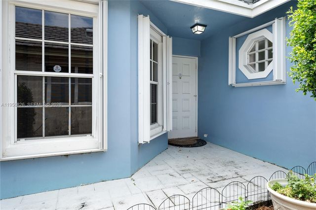 2707 Pinewood Ct 2707, Davie, FL 33328