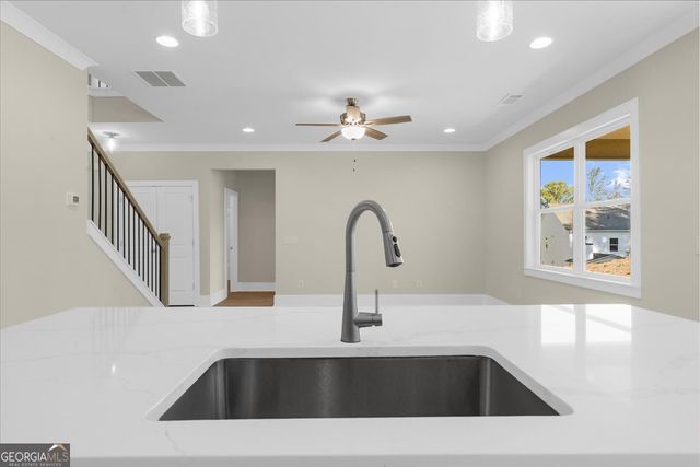 5579 Overview Drive 17, Flowery Branch, GA 30542