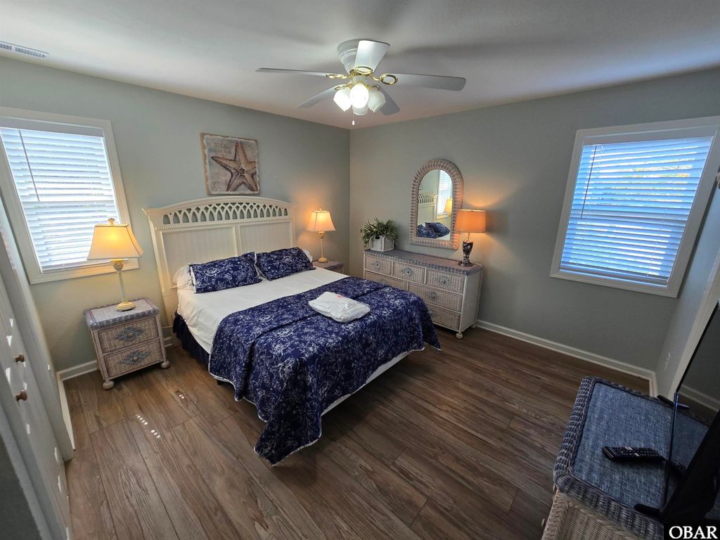Image 25 of property listing at 745 W Grackle Court Lot# 12, Corolla, NC 27927
