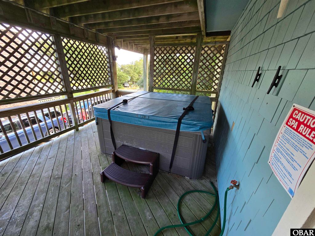 Image 30 of property listing at 745 W Grackle Court Lot# 12, Corolla, NC 27927
