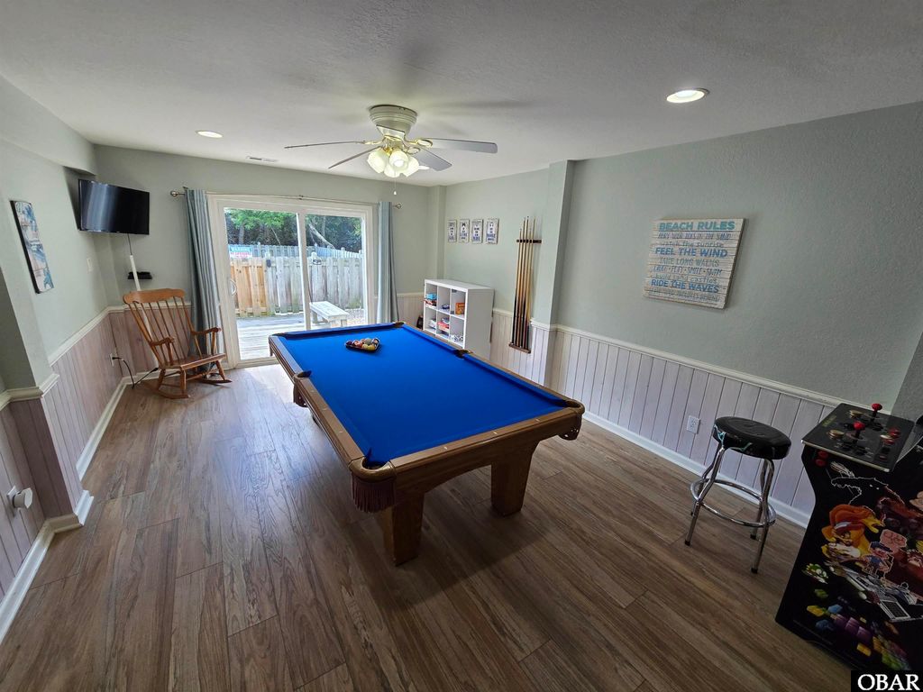 Image 33 of property listing at 745 W Grackle Court Lot# 12, Corolla, NC 27927