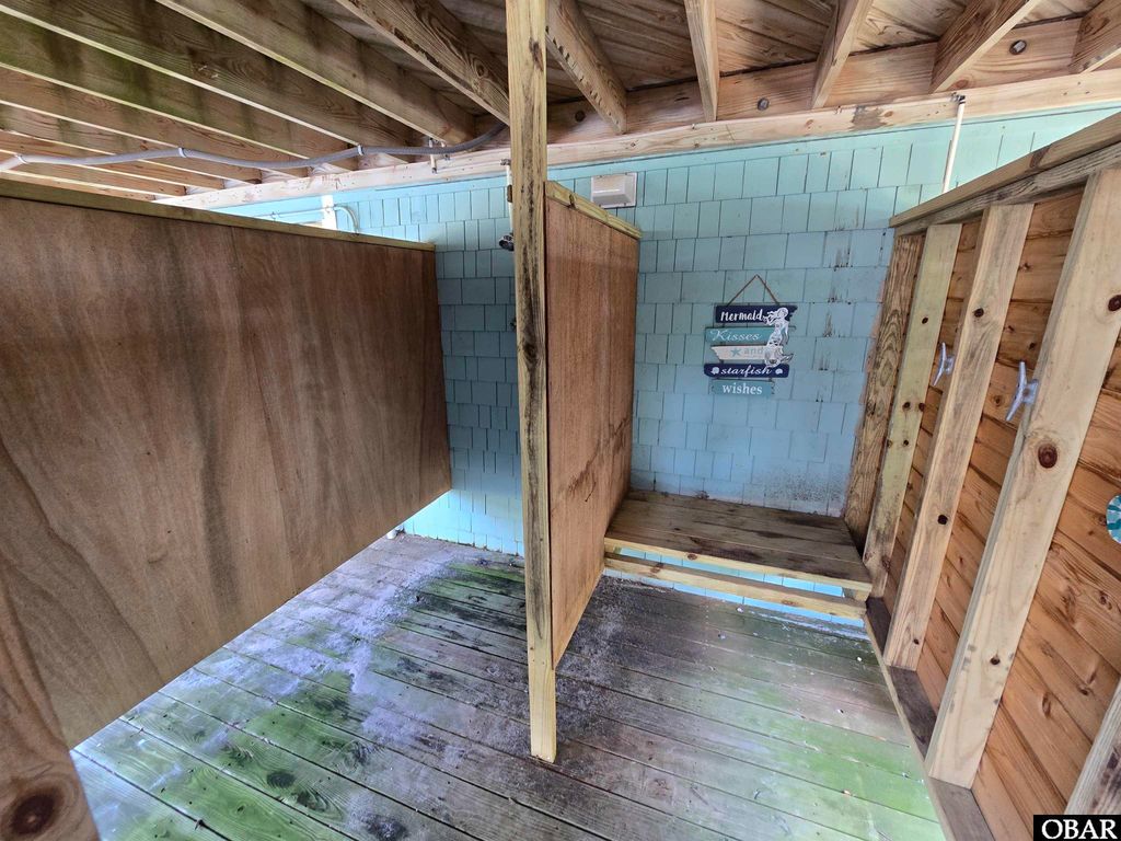 Image 35 of property listing at 745 W Grackle Court Lot# 12, Corolla, NC 27927