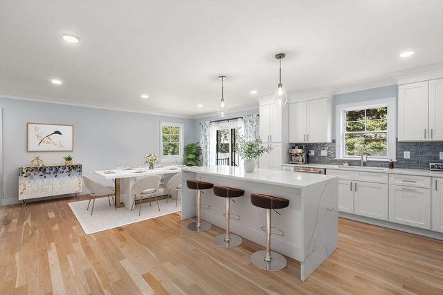 89 Newfield St, Boston, MA 02132