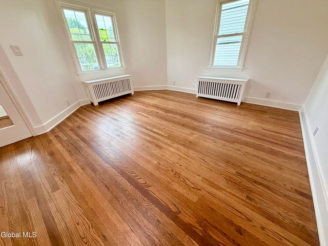 32 Mount Stuart Road, Rotterdam, NY 12304