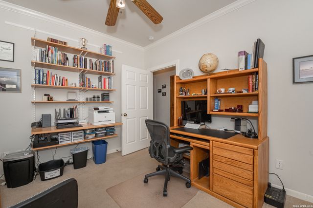 6211 YORKSHIRE DR, Spring Branch, TX 78070