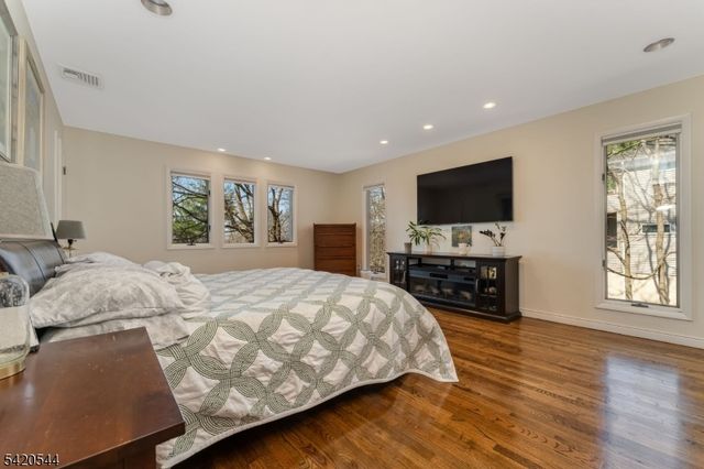 828 Star View Way, Bridgewater Twp., NJ 08807