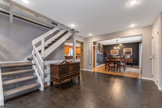 828 Star View Way, Bridgewater Twp., NJ 08807