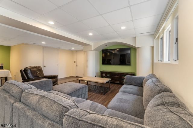 828 Star View Way, Bridgewater Twp., NJ 08807