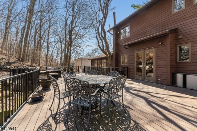 828 Star View Way, Bridgewater Twp., NJ 08807