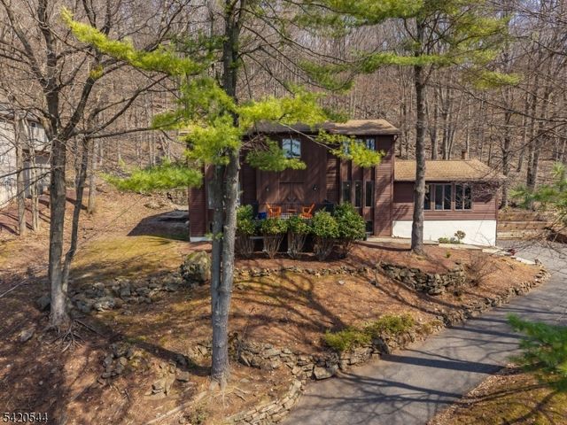828 Star View Way, Bridgewater Twp., NJ 08807
