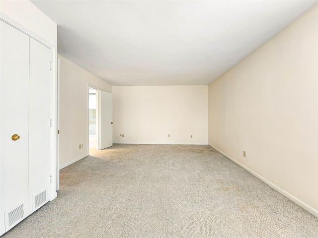 12 Kings Row, Houston, TX 77069