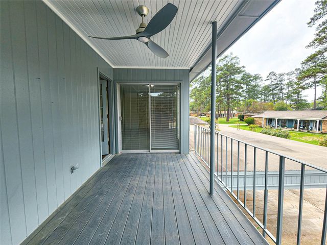 12 Kings Row, Houston, TX 77069