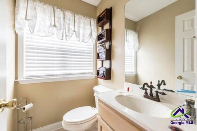 191 Henry Drive, Gray, GA 31032