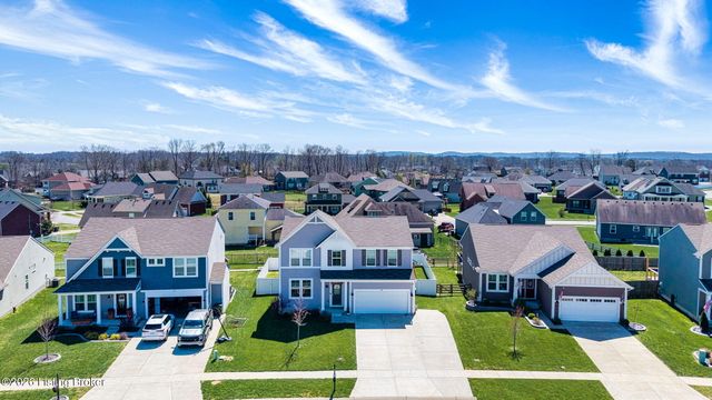 518 Williamsburg Dr, Mt Washington, KY 40047