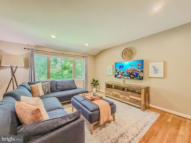 1514 AINSLEY RD, Silver Spring, MD 20904