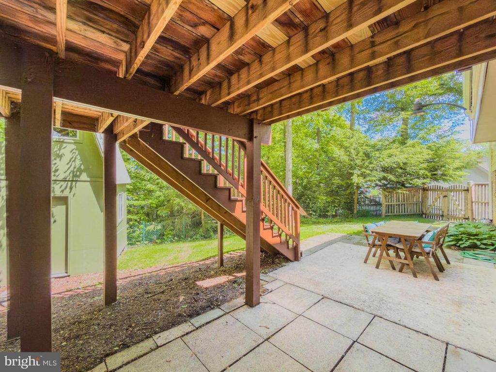 Image 31 of property listing at 1514 AINSLEY RD, Silver Spring, MD 20904