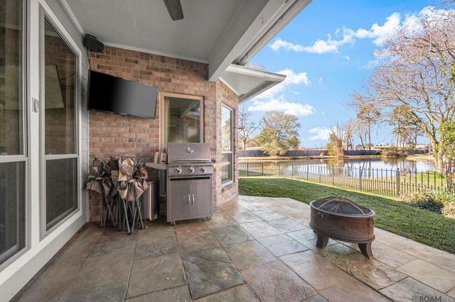 10837 Woodleaf Ave, Baton Rouge, LA 70816