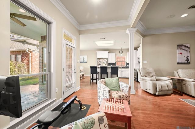 10837 Woodleaf Ave, Baton Rouge, LA 70816