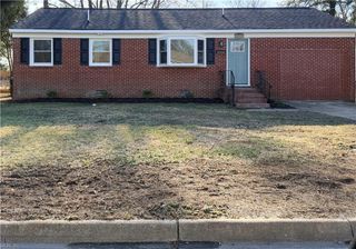 615 Gary LN, Hampton, VA 23661