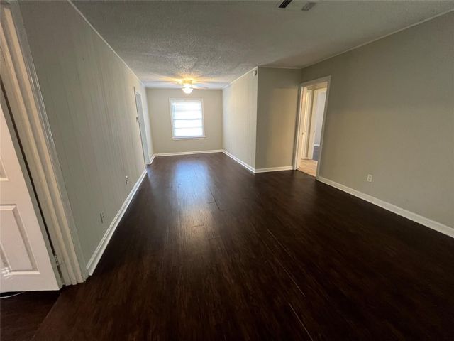 222 Ruslee Street, La Marque, TX 77568