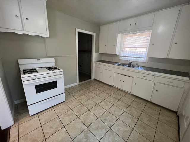 222 Ruslee Street, La Marque, TX 77568