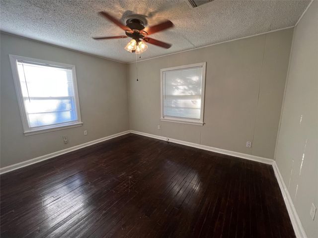 222 Ruslee Street, La Marque, TX 77568