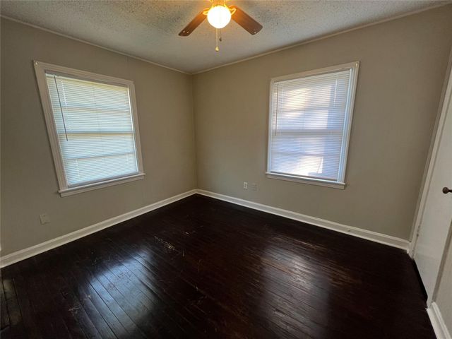 222 Ruslee Street, La Marque, TX 77568