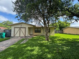 222 Ruslee Street, La Marque, TX 77568