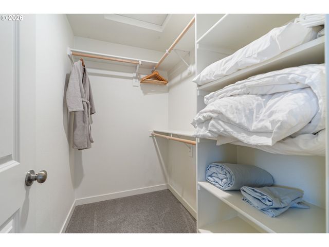 120 S LAGOON St, Rockaway Beach, OR 97136