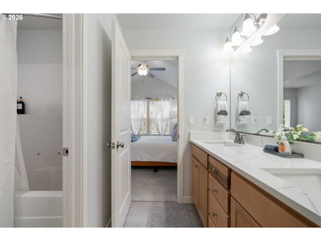 120 S LAGOON St, Rockaway Beach, OR 97136