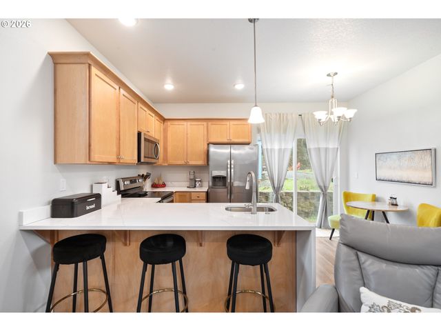 120 S LAGOON St, Rockaway Beach, OR 97136