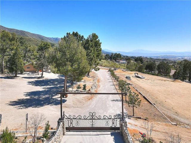 575 Greenwood Avenue, San Bernardino, CA 92407