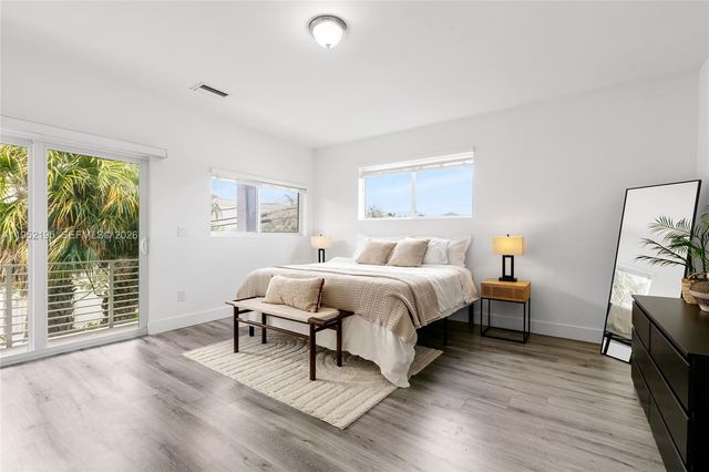 1123 NE 23rd Ter, Pompano Beach, FL 33062