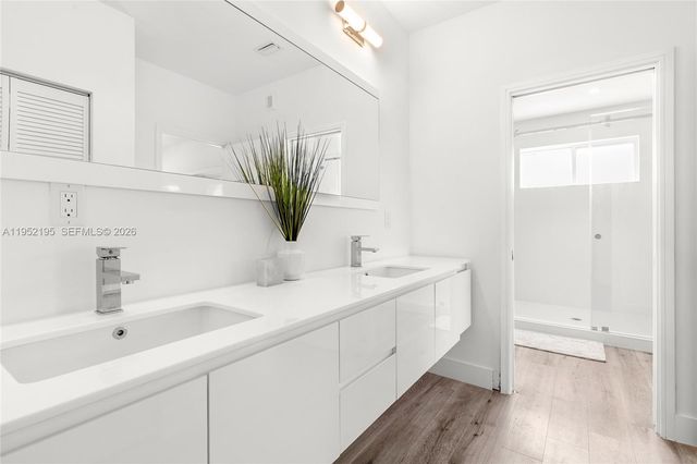 1123 NE 23rd Ter, Pompano Beach, FL 33062