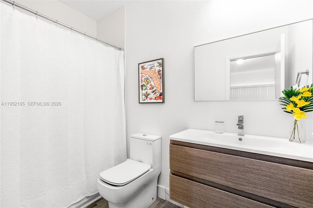 1123 NE 23rd Ter, Pompano Beach, FL 33062