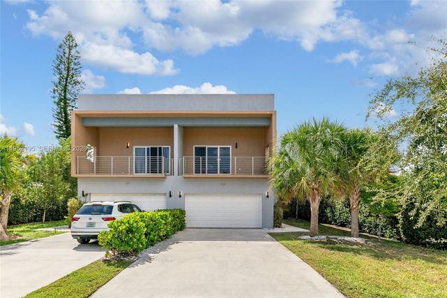1123 NE 23rd Ter, Pompano Beach, FL 33062