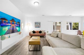 1123 NE 23rd Ter, Pompano Beach, FL 33062