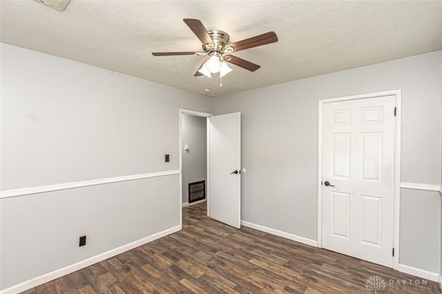 1482 Cobblestone Street, Riverside, OH 45432