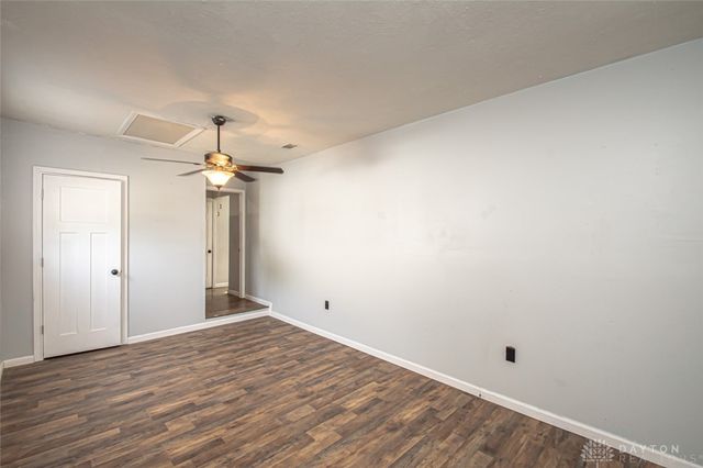 1482 Cobblestone Street, Riverside, OH 45432