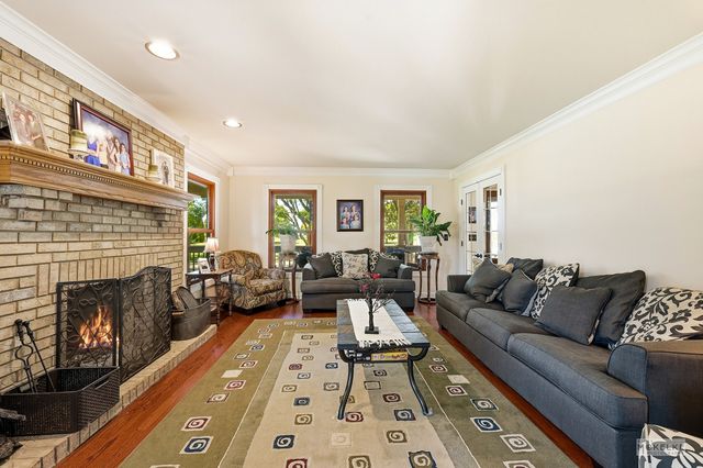 925 Merrill New Road, Sugar Grove, IL 60554